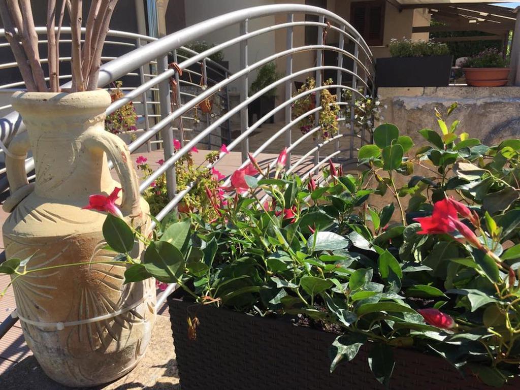 Bed & Breakfast Giardini Di Marzo Lecce Zewnętrze zdjęcie