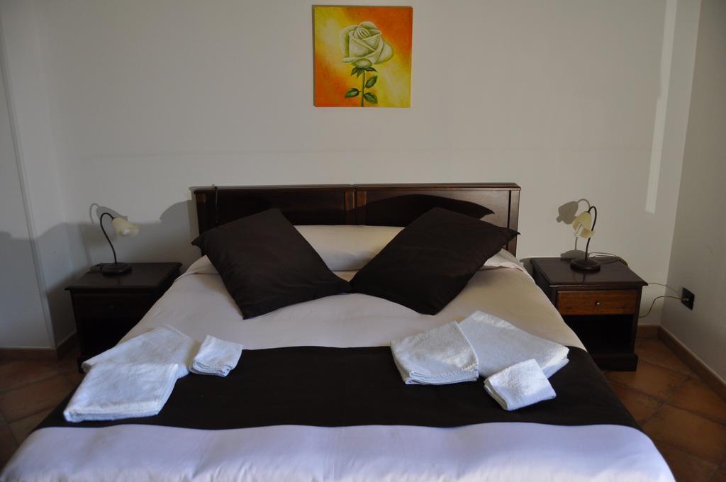 Bed & Breakfast Giardini Di Marzo Lecce Zewnętrze zdjęcie