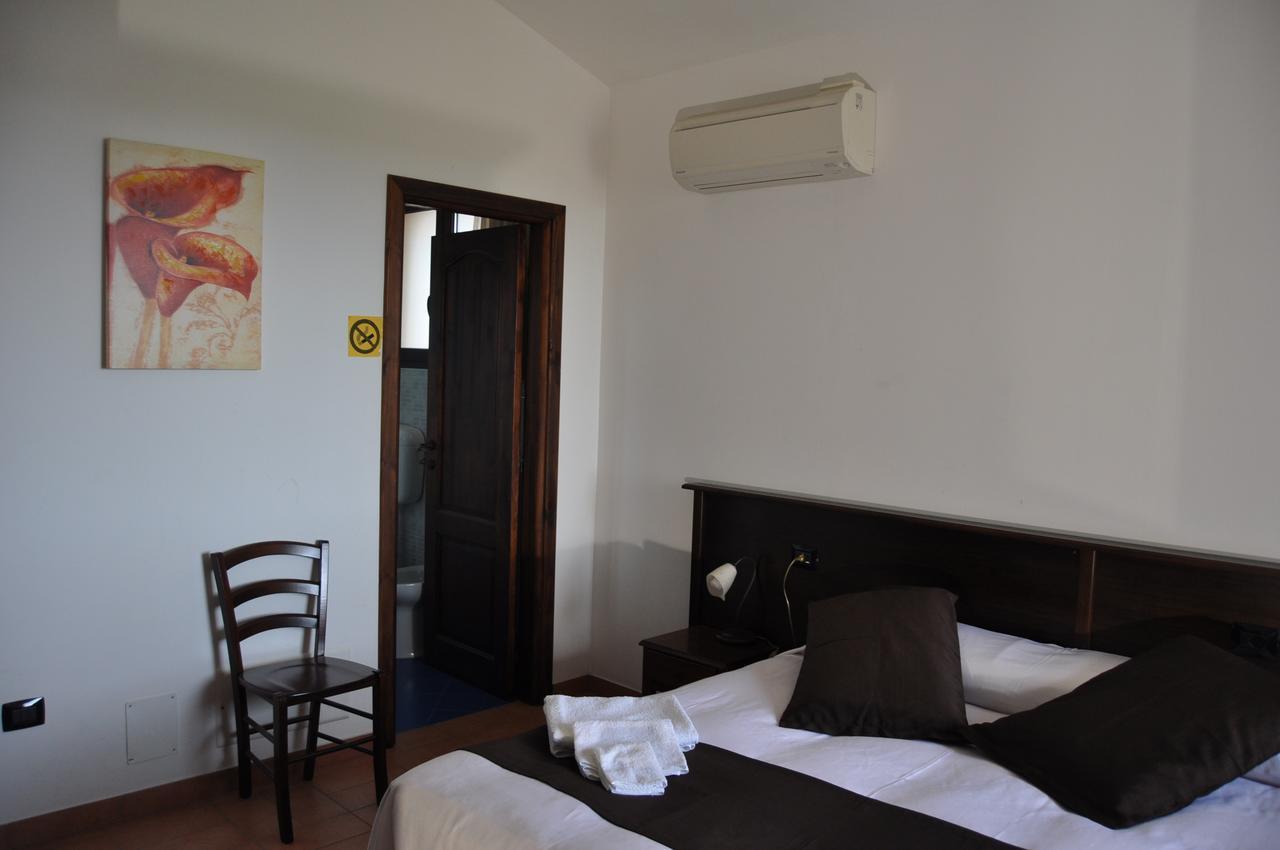 Bed & Breakfast Giardini Di Marzo Lecce Zewnętrze zdjęcie