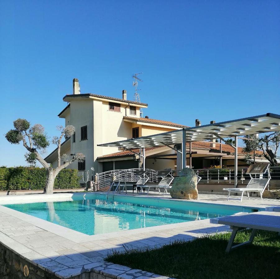 Bed & Breakfast Giardini Di Marzo Lecce Zewnętrze zdjęcie